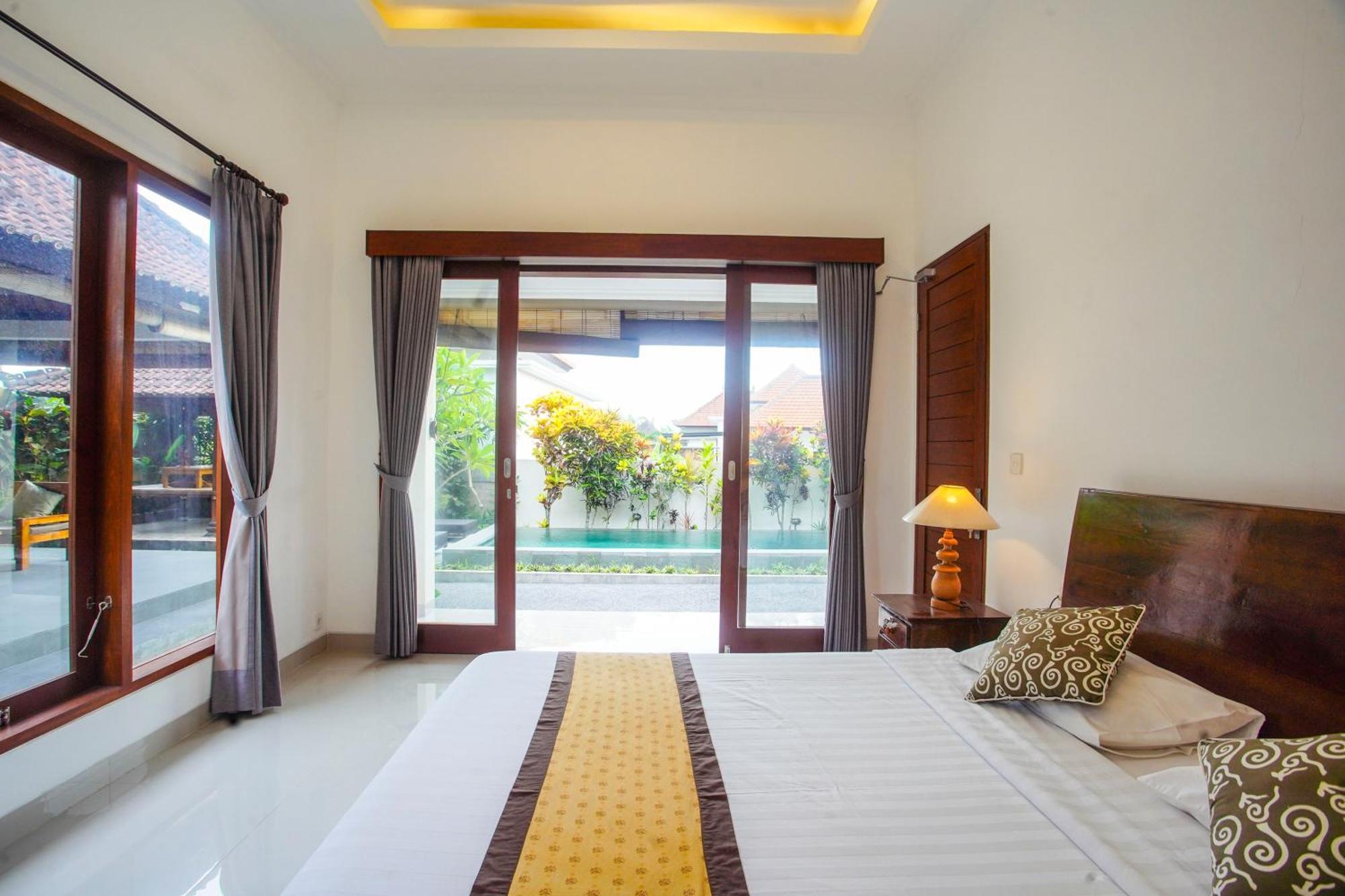 Puri Arta Villa Ubud  Room photo