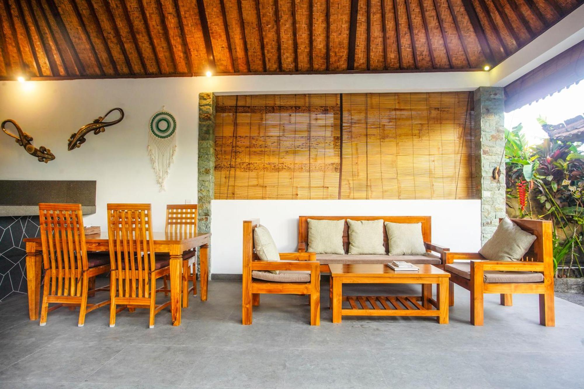 Puri Arta Villa Ubud  Room photo