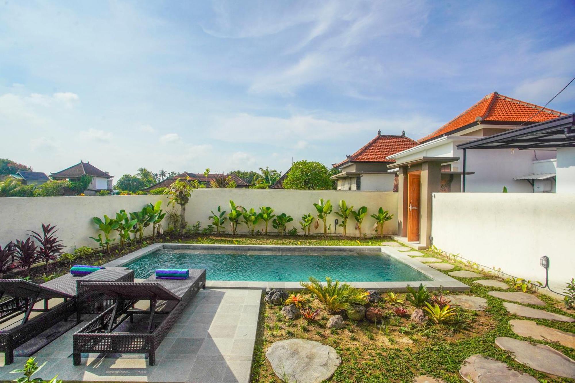Puri Arta Villa Ubud  Exterior photo