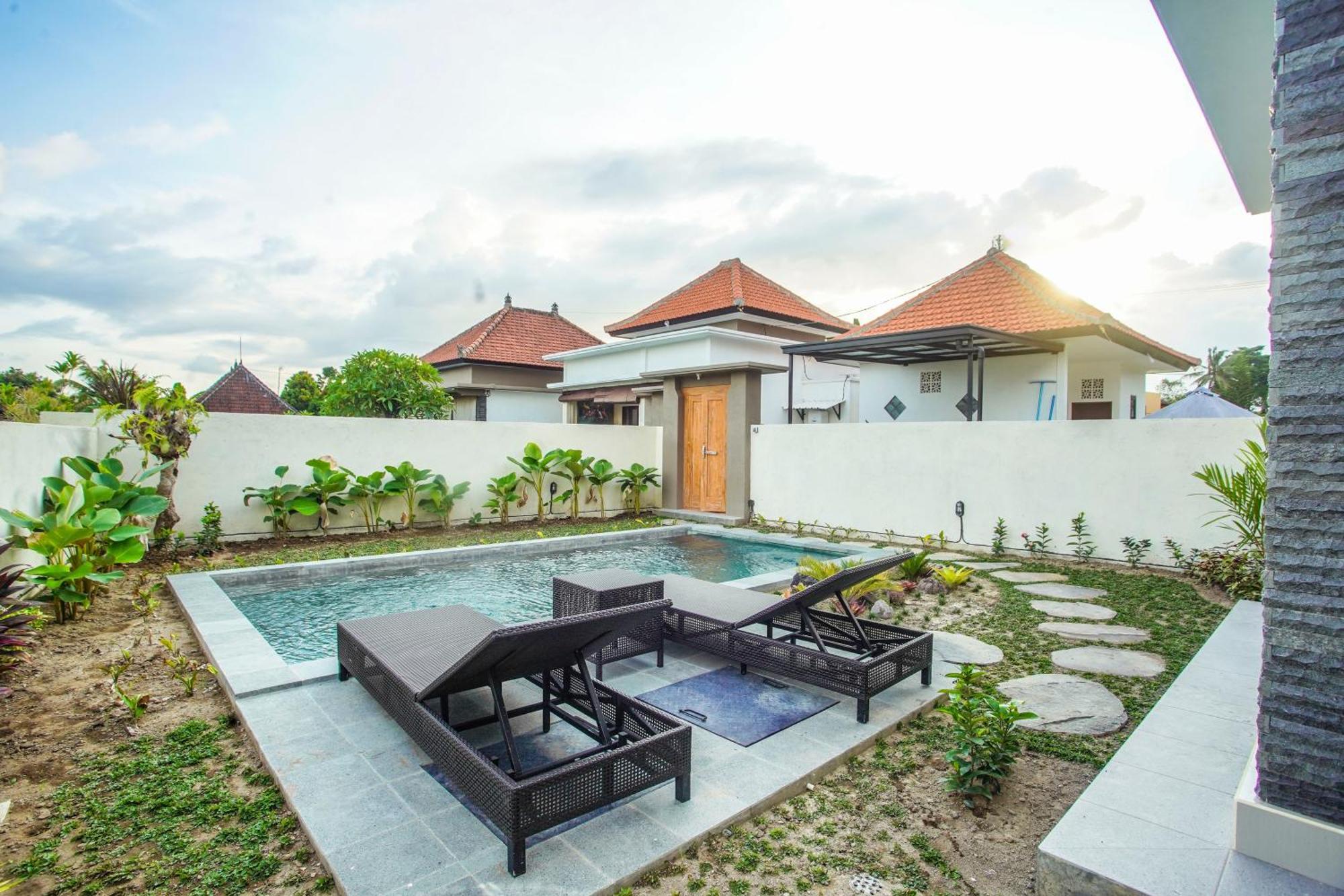 Puri Arta Villa Ubud  Exterior photo